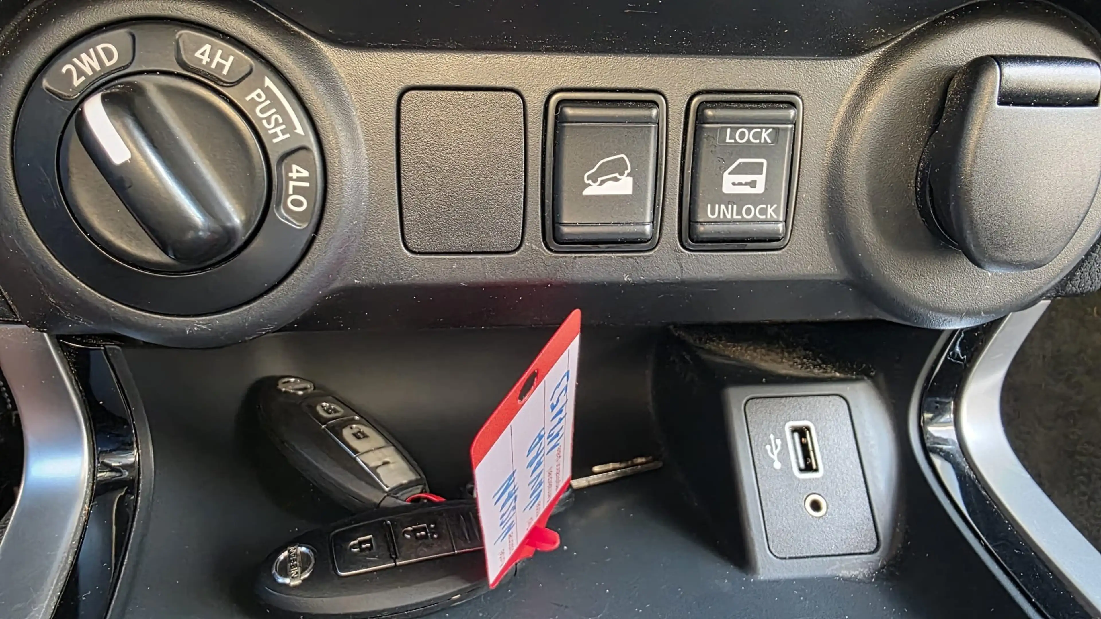 Nissan Navara 4x4 Automaat Full Optie Nieuw Model Led 360C — photo 13