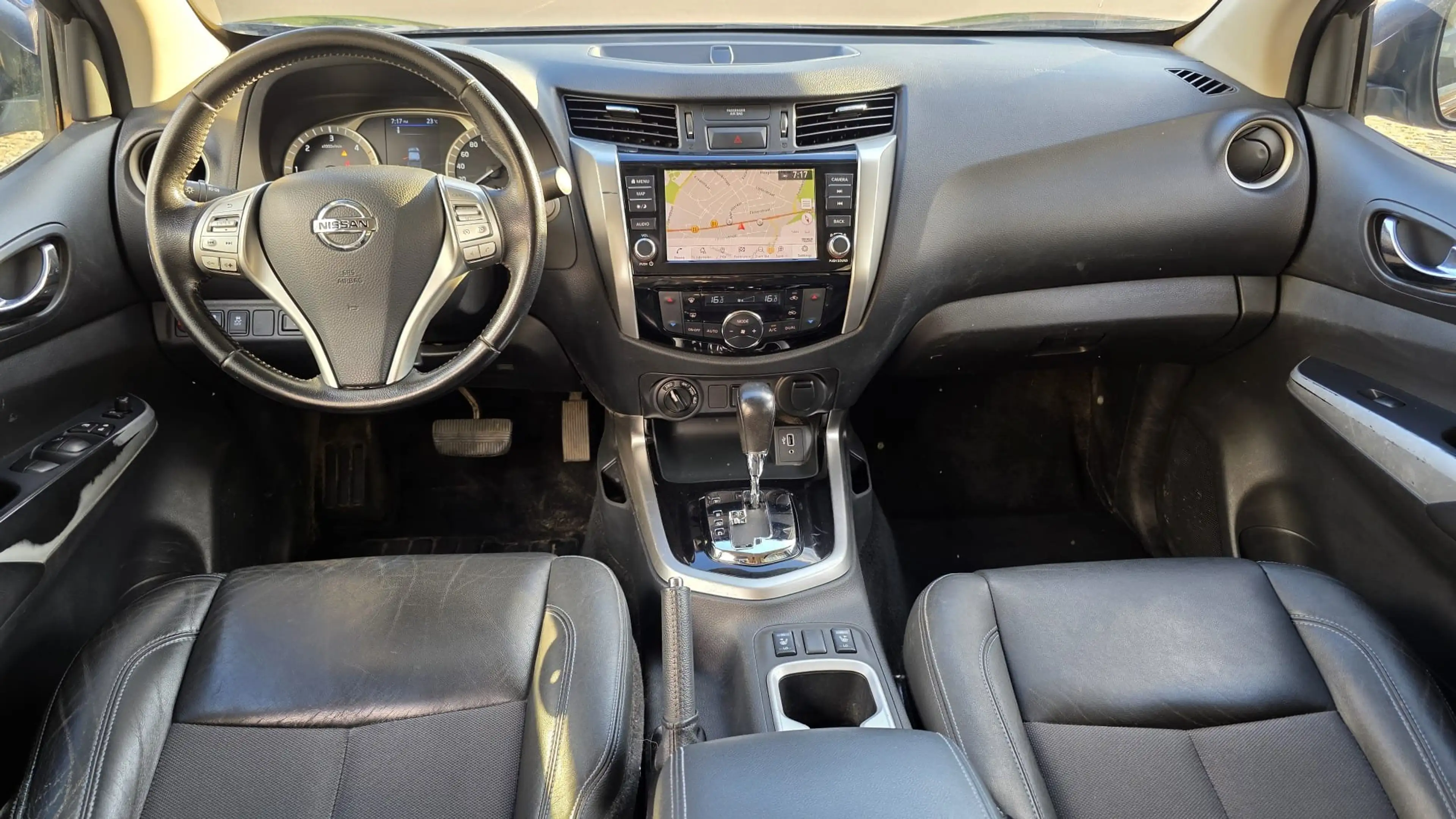 Nissan Navara 4x4 Automaat Full Optie Nieuw Model Led 360C — photo 5