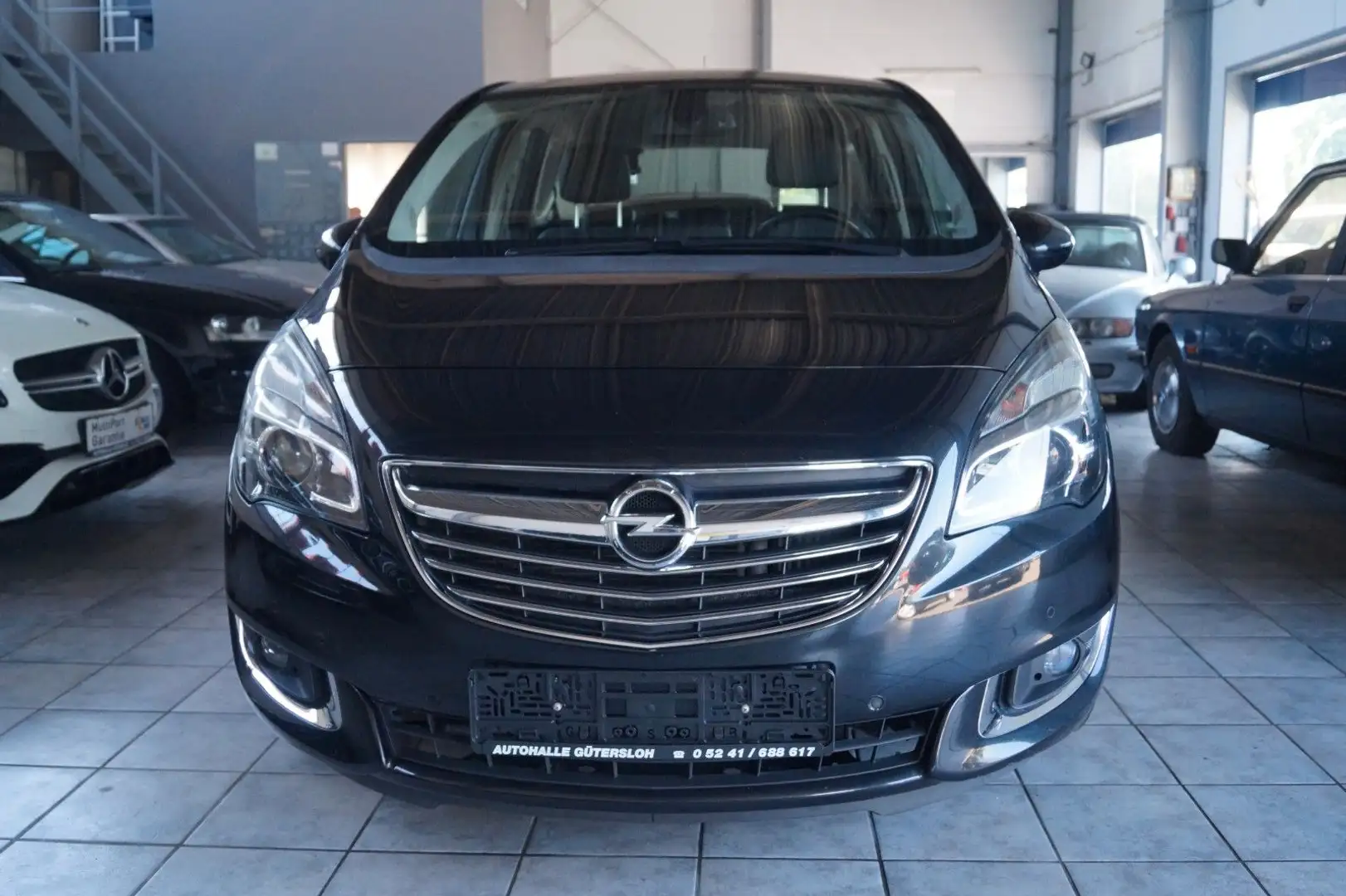 Opel Meriva 1.6 B Innovation*AHK*PDC*SH*NAVI* Schwarz - 2