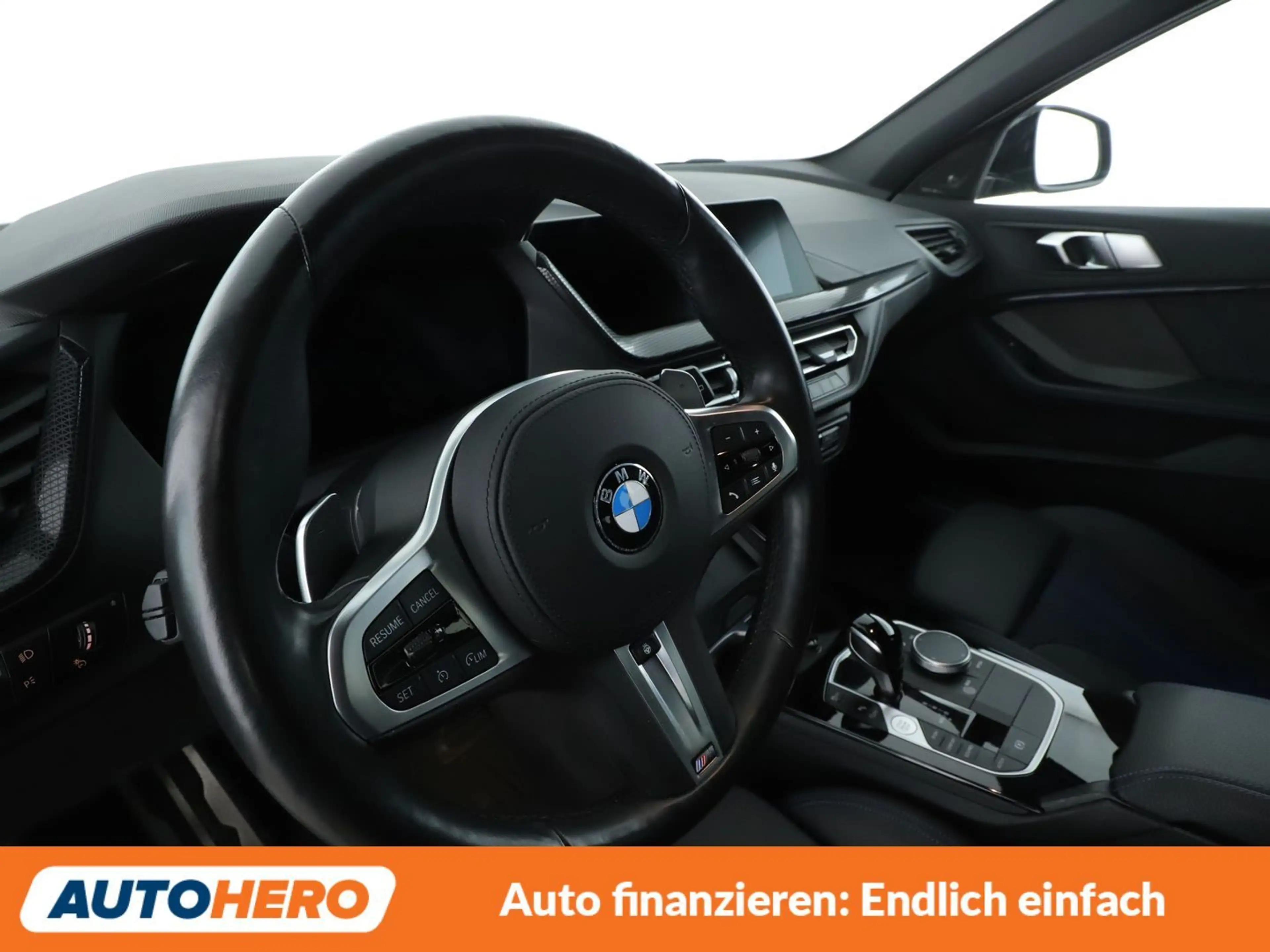 BMW 135 M135i xDrive Color Vision Aut.*NAVI*LED* — photo 11