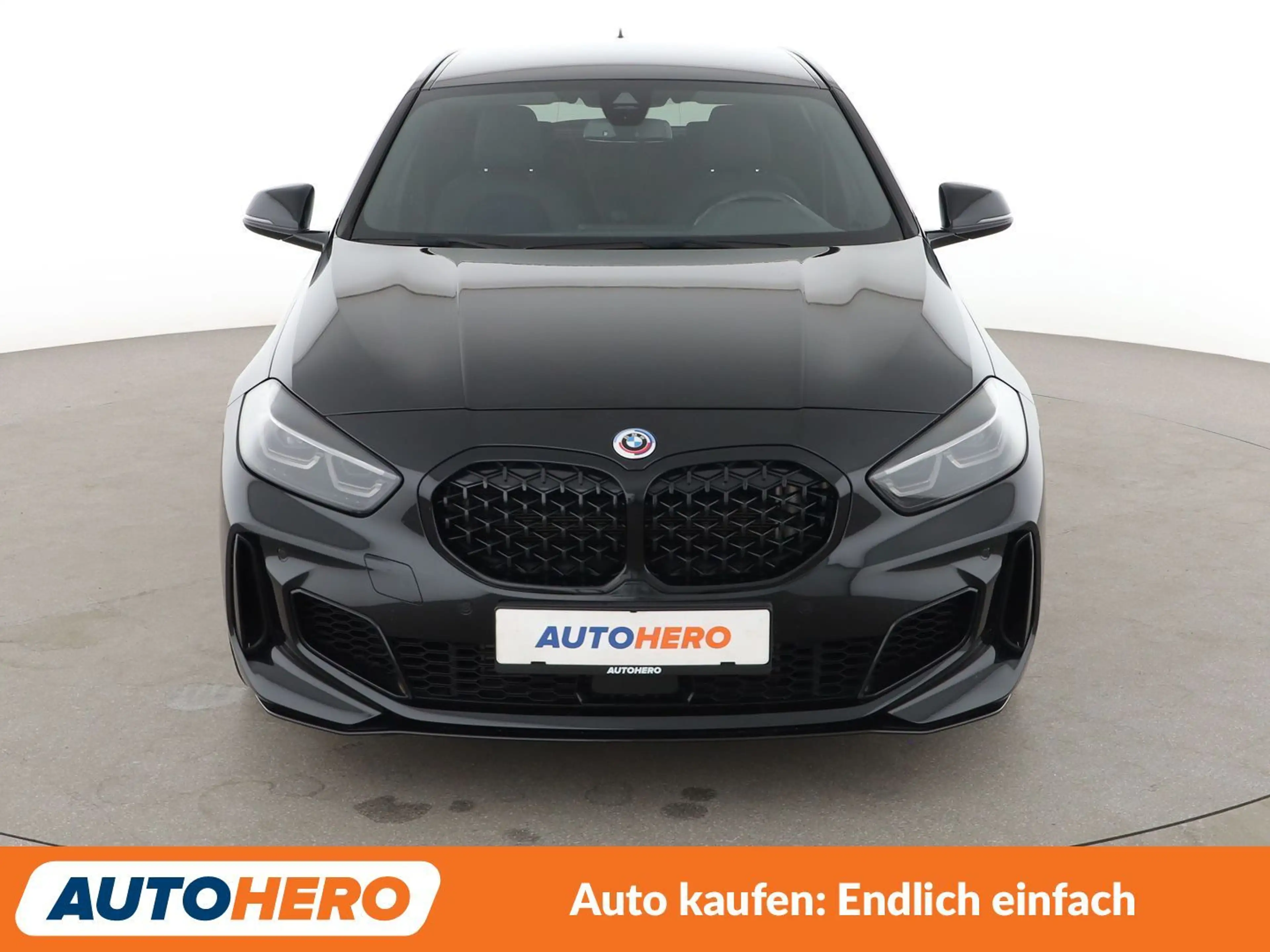 BMW 135 M135i xDrive Color Vision Aut.*NAVI*LED* — photo 9
