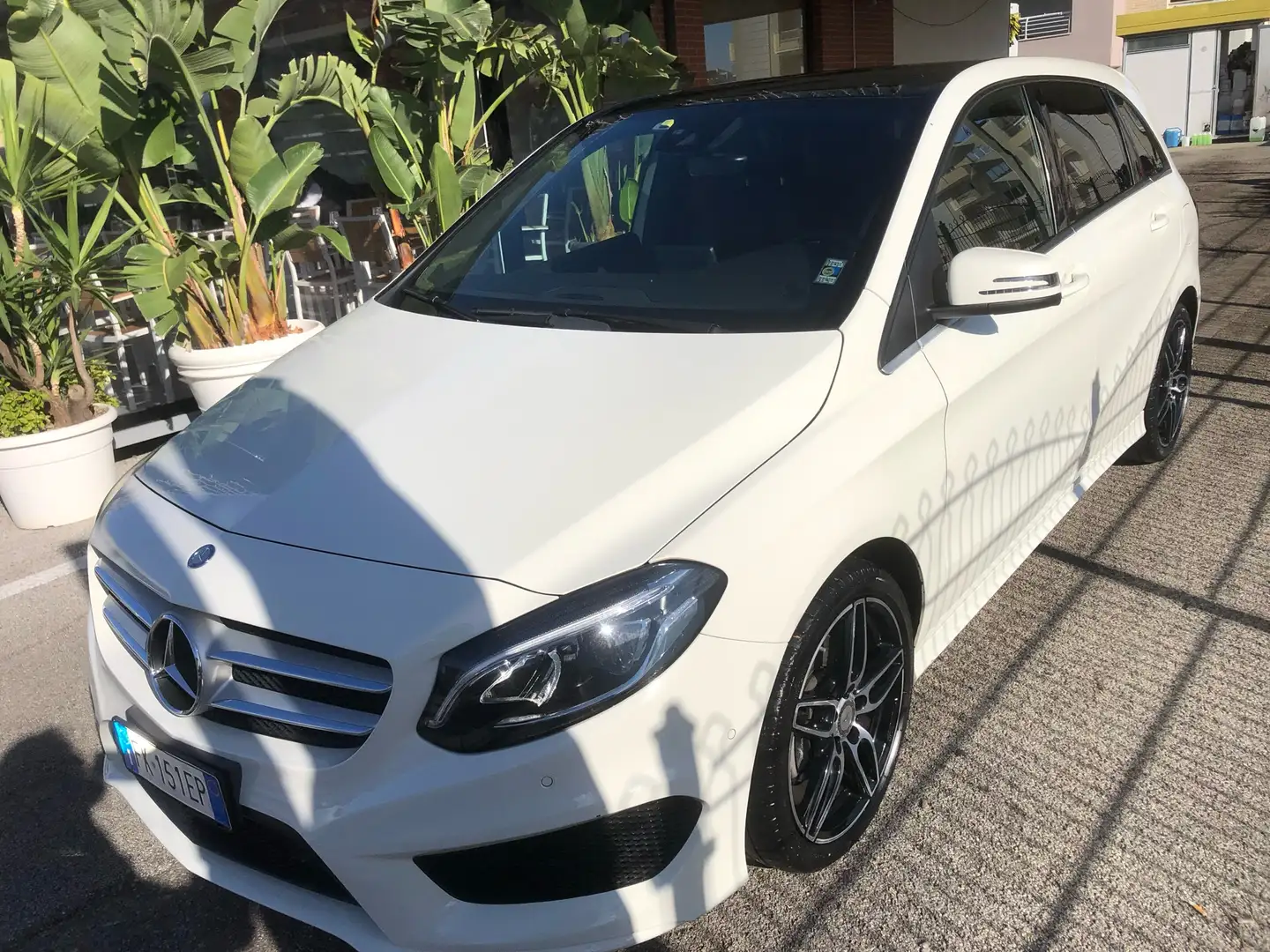 Mercedes-Benz B 200 d Premium Next 4matic auto - AMG - 1