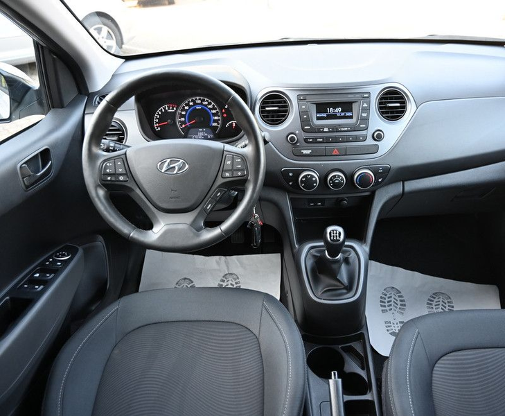 Hyundai i10 1.0 Trend Sitz/Lenkradheizung Klima 27tkm — photo 12