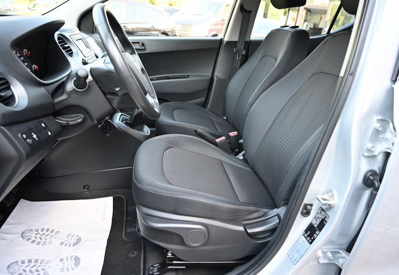 Hyundai i10 1.0 Trend Sitz/Lenkradheizung Klima 27tkm — photo 9