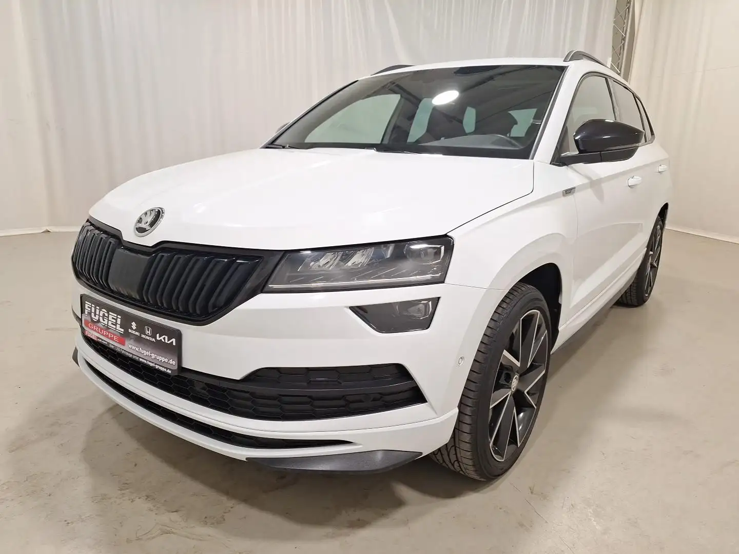 Skoda Karoq 2.0 TSI Sportline 4x4 Pano|virt.Cock.|LED|Navi|SHZ Weiß - 2