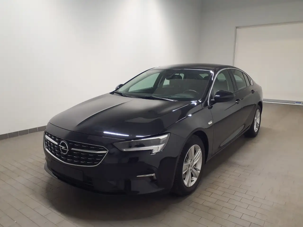 Opel Insignia GS Elegance NAV APPLINK LED HUD PDC TEMP 4SEASON — миниатюра 1
