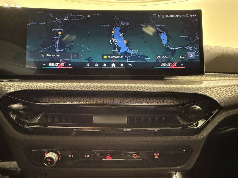 BMW 340 M340i xDrive Touring Pro M-Sitze AHK ACC 360° HK — photo 14