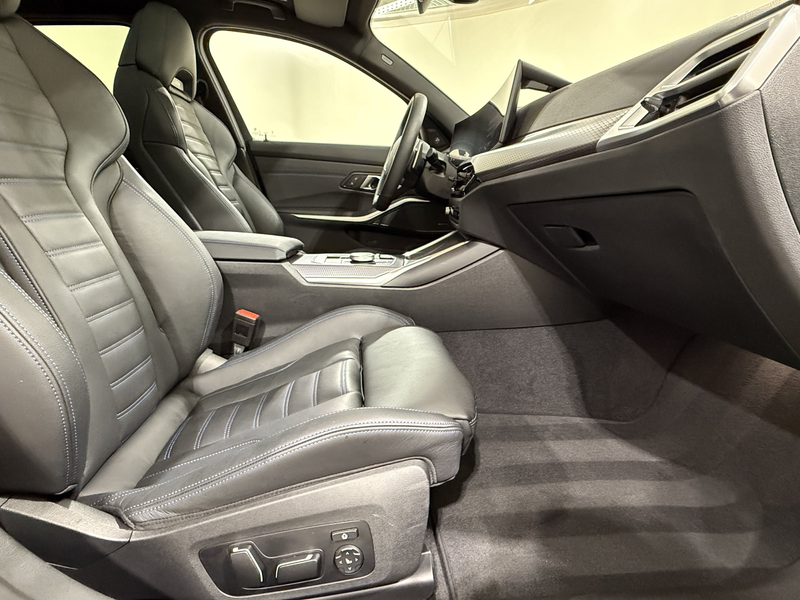 BMW 340 M340i xDrive Touring Pro M-Sitze AHK ACC 360° HK — photo 11