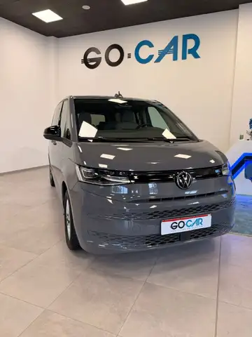 Volkswagen T7 Multivan 1.4 TSI PHEV Batalla Corta Style DSG 160kW