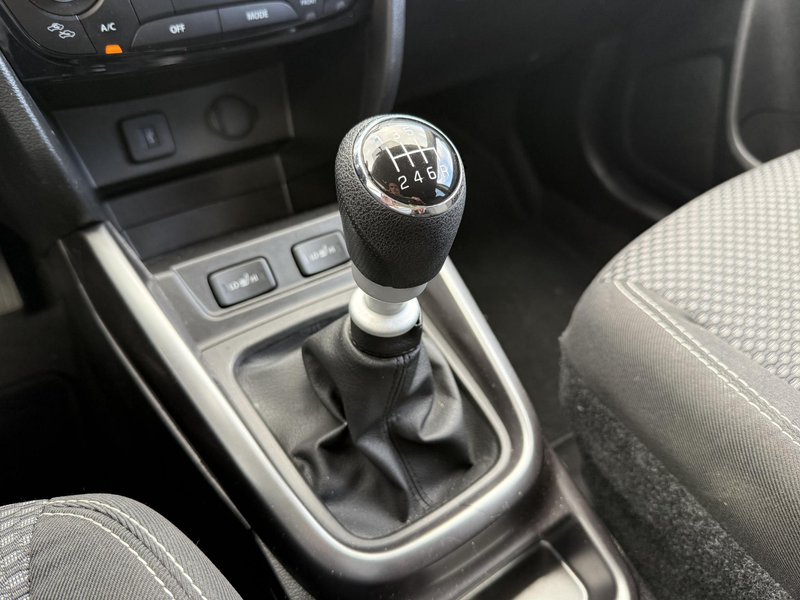 Suzuki Vitara 1.4 Boosterjet Select — photo 12