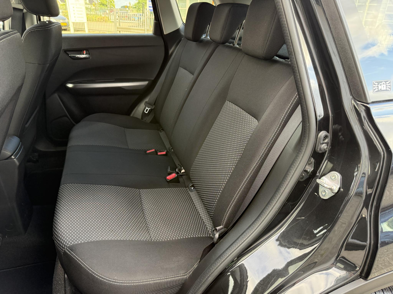 Suzuki Vitara 1.4 Boosterjet Select — photo 20