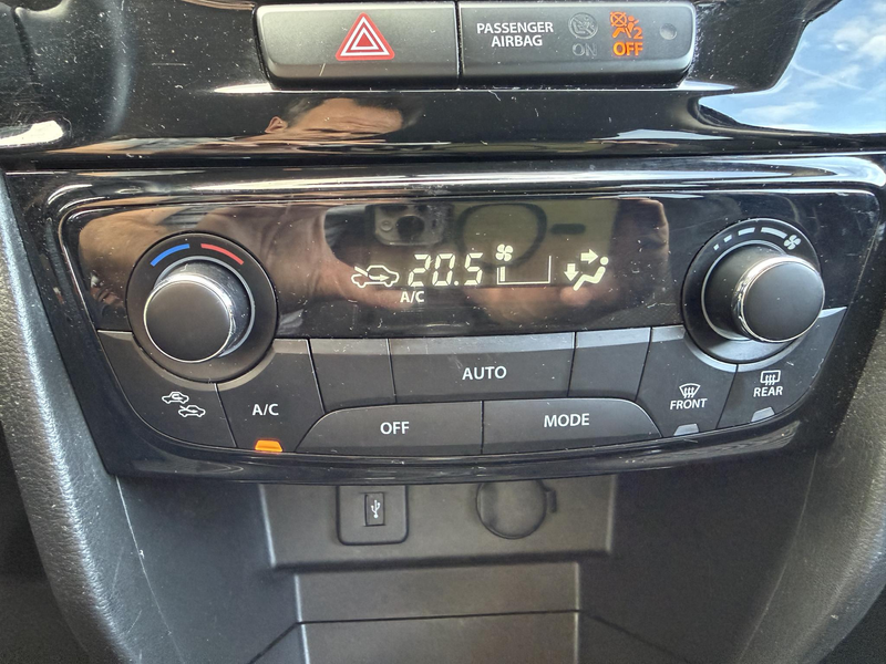 Suzuki Vitara 1.4 Boosterjet Select — photo 17
