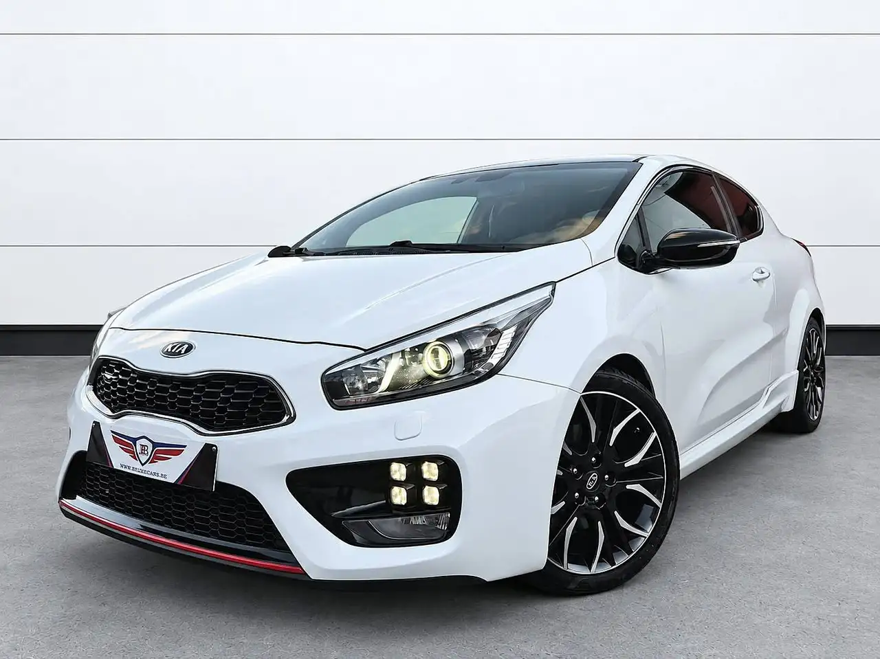 Kia Procee'd