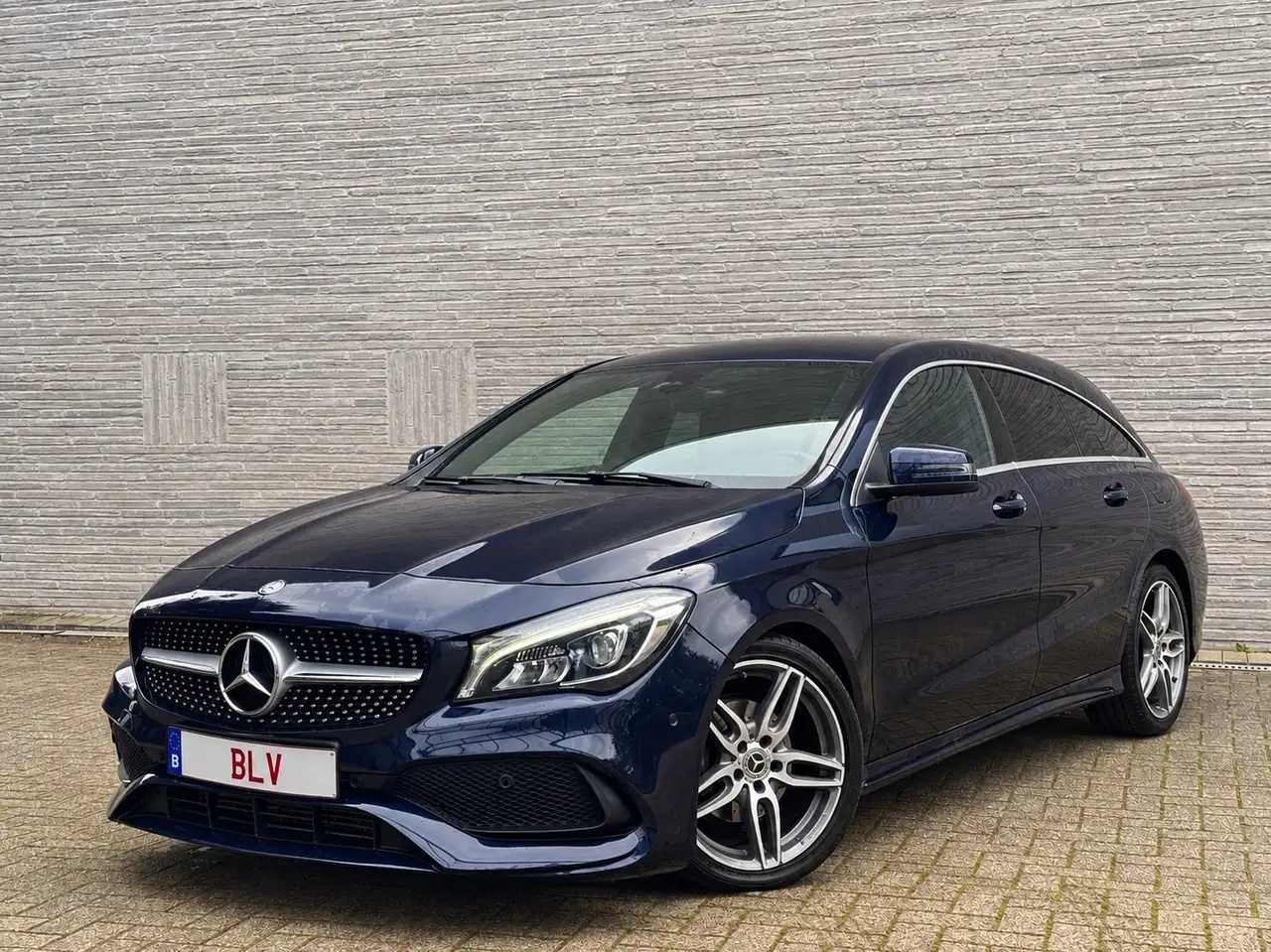 Mercedes-Benz CLA 180