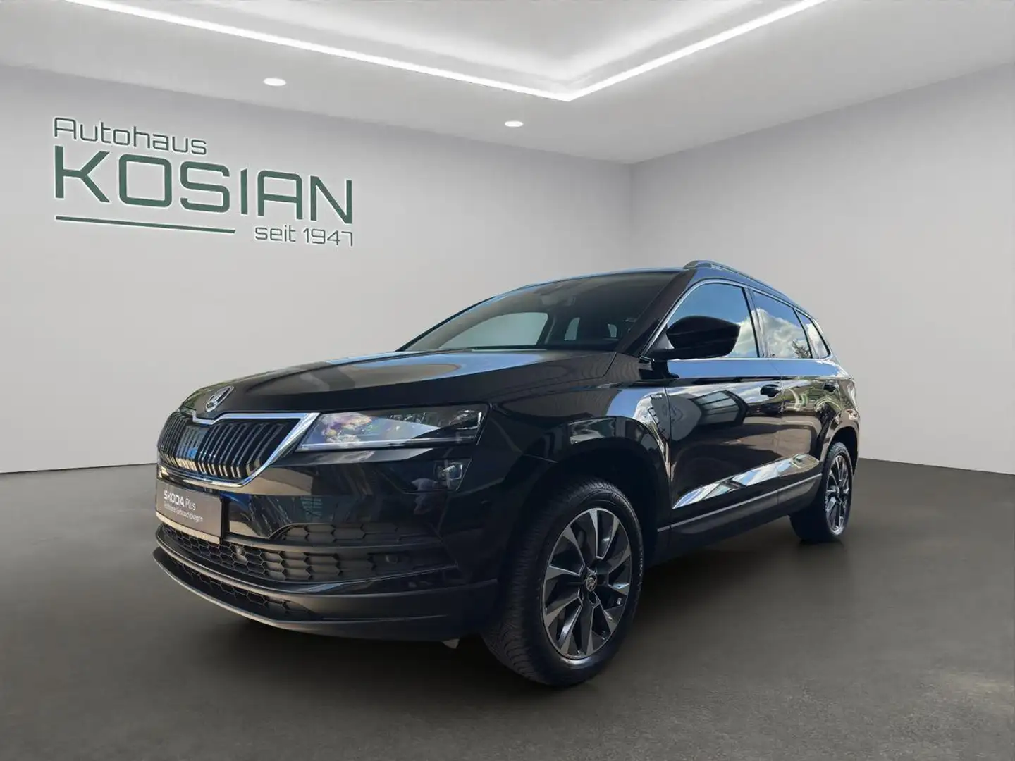 Skoda Karoq DRIVE 2.0 TDI 4x4 DSG NAVI+KAMERA+ Schwarz - 1
