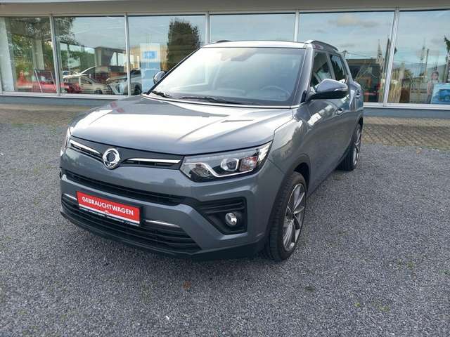 SsangYong Tivoli 1.5 Quartz 2WD Automatik abnehmbare AHK