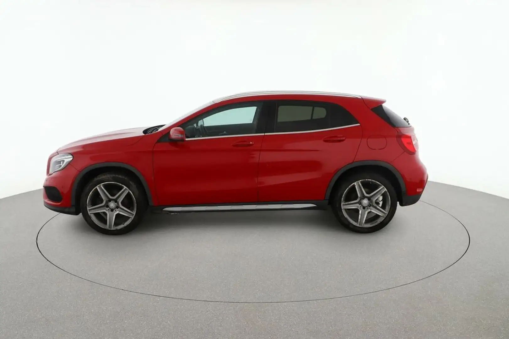 Mercedes-Benz GLA 220 220d AMG Line 7G-DCT Rouge - 2