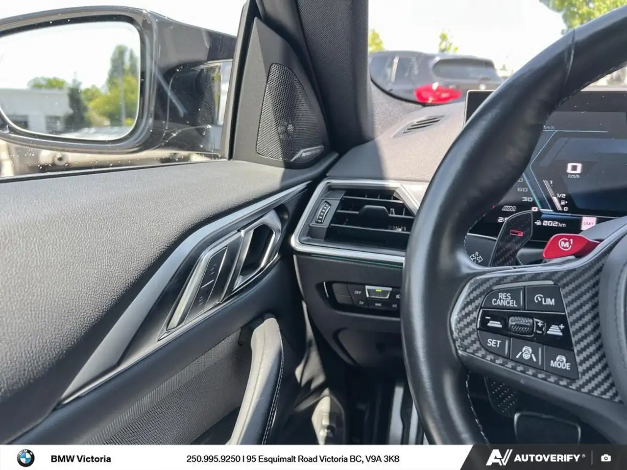 BMW M4 photo BMW M4