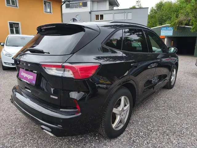 Ford Kuga view 5