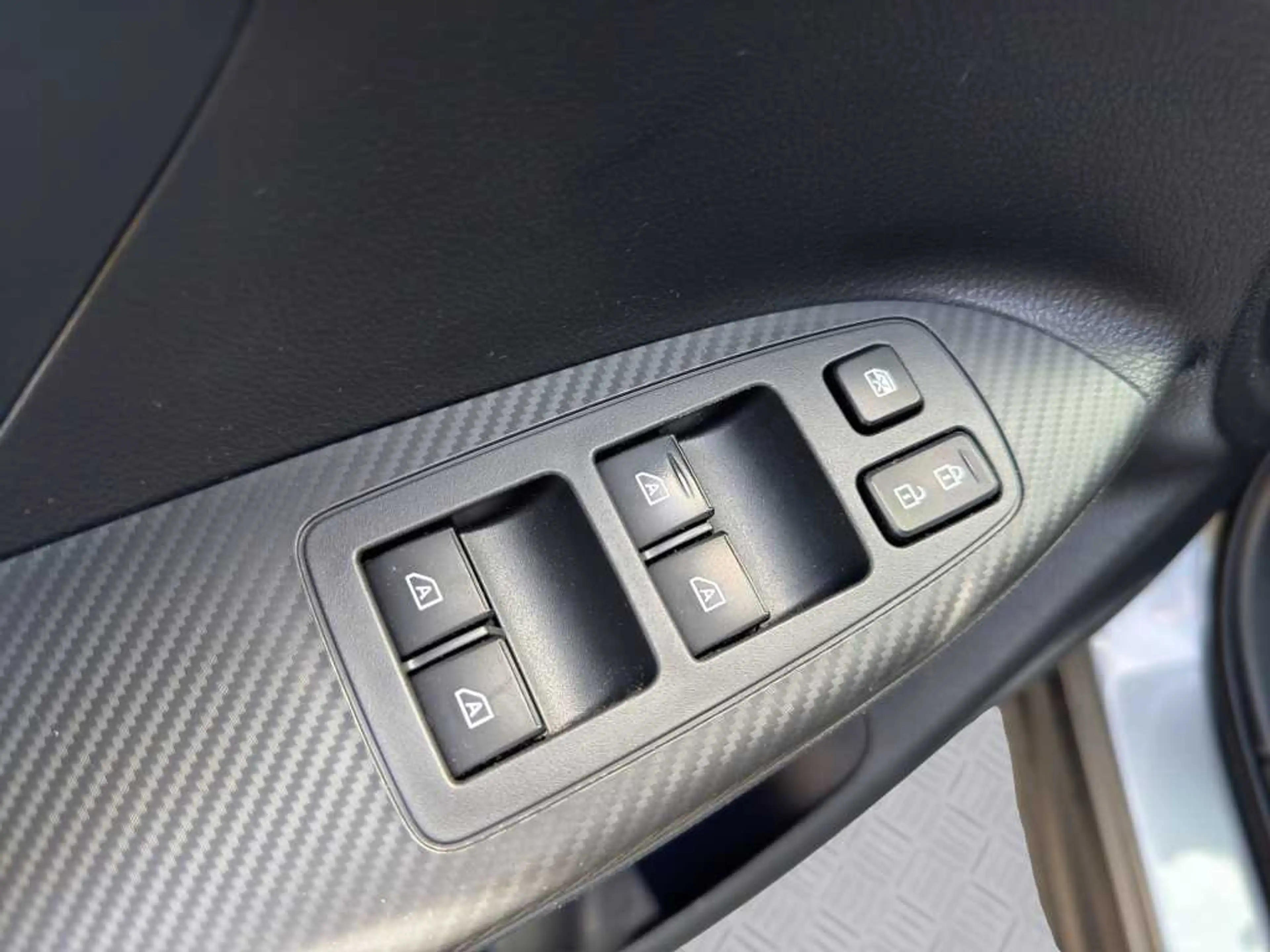 Mitsubishi Eclipse Cross Plug-in Hybrid TOP 2.4 MIVEC 4WD — photo 14