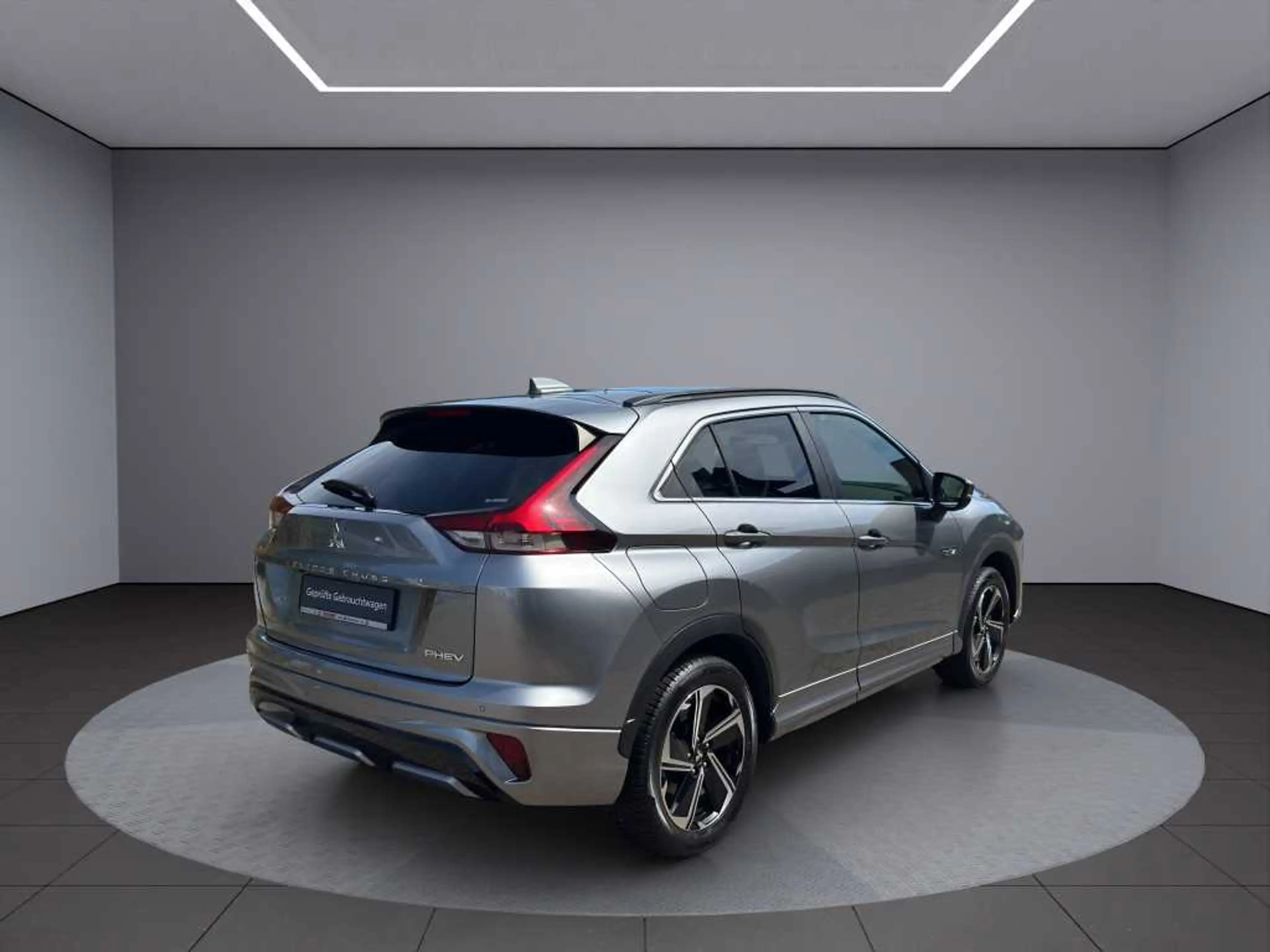 Mitsubishi Eclipse Cross Plug-in Hybrid TOP 2.4 MIVEC 4WD — photo 6
