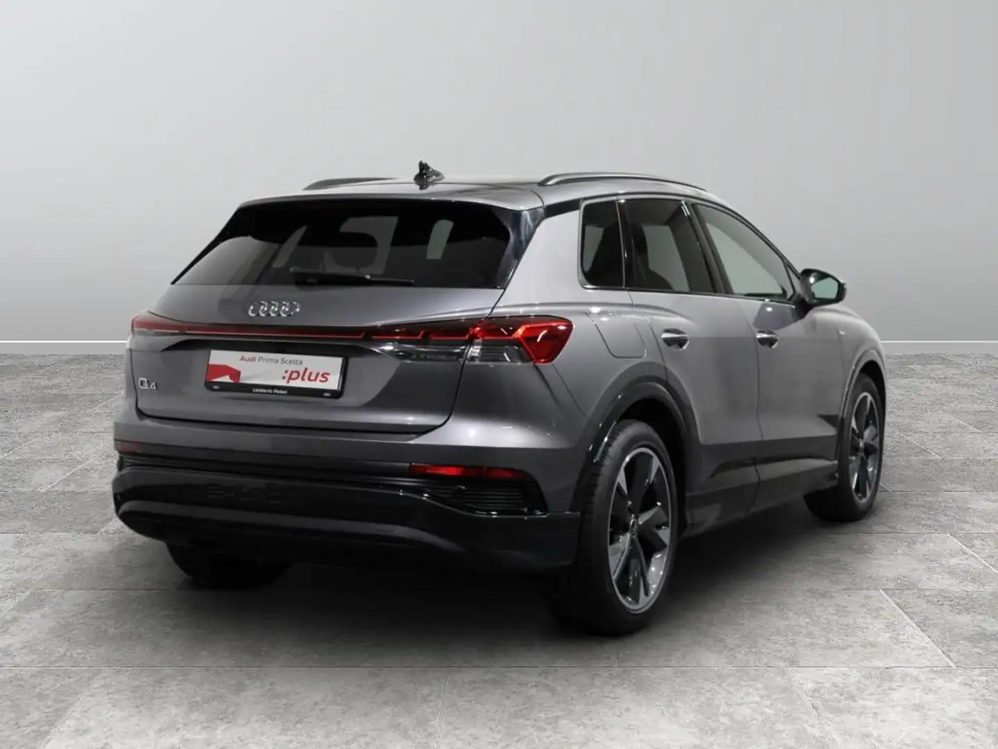 Audi Q4 e-tron 45 S line edition Gris - 2