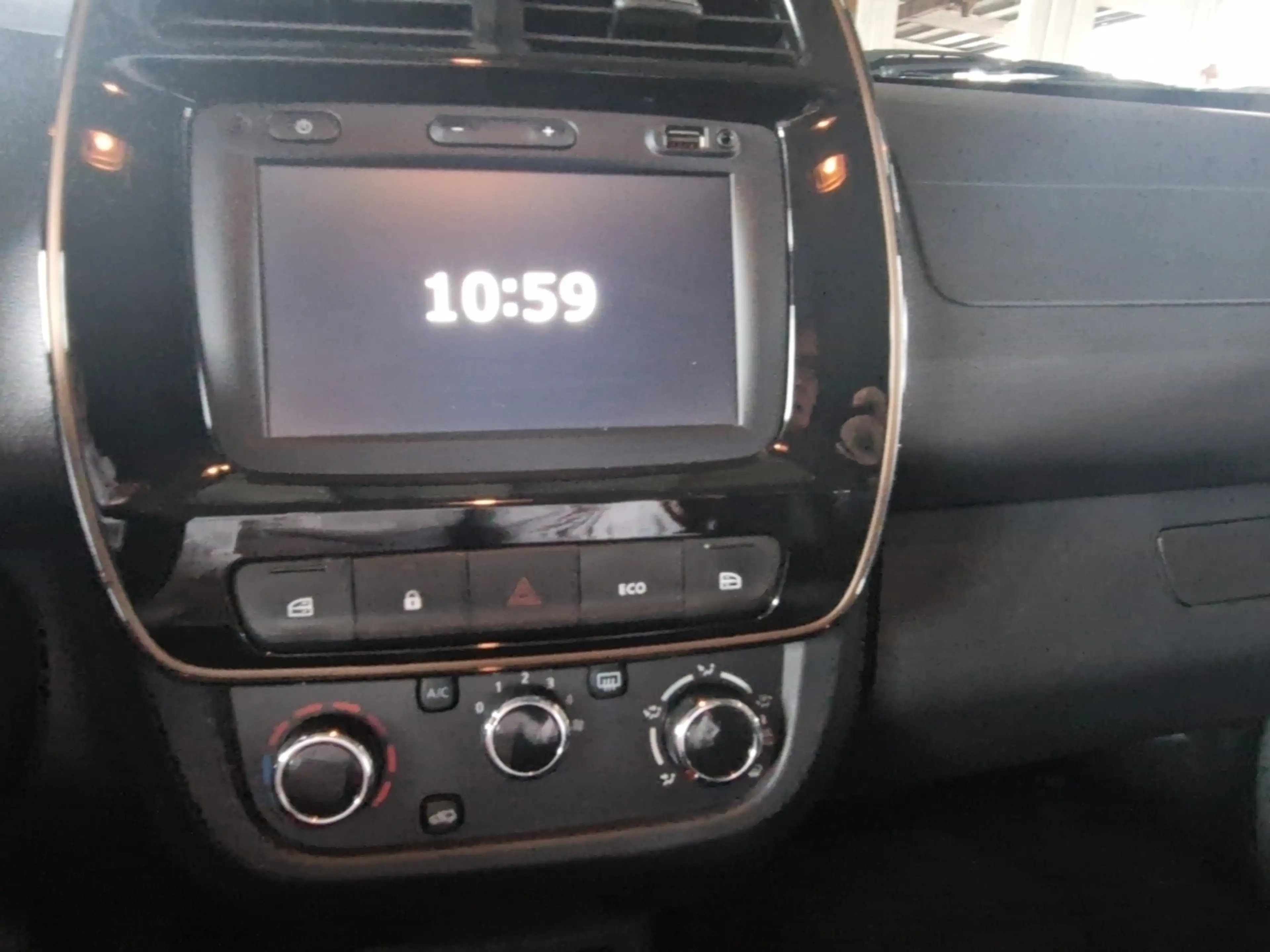 Dacia Spring Extreme 65 Kamera Carplay Klima — photo 12