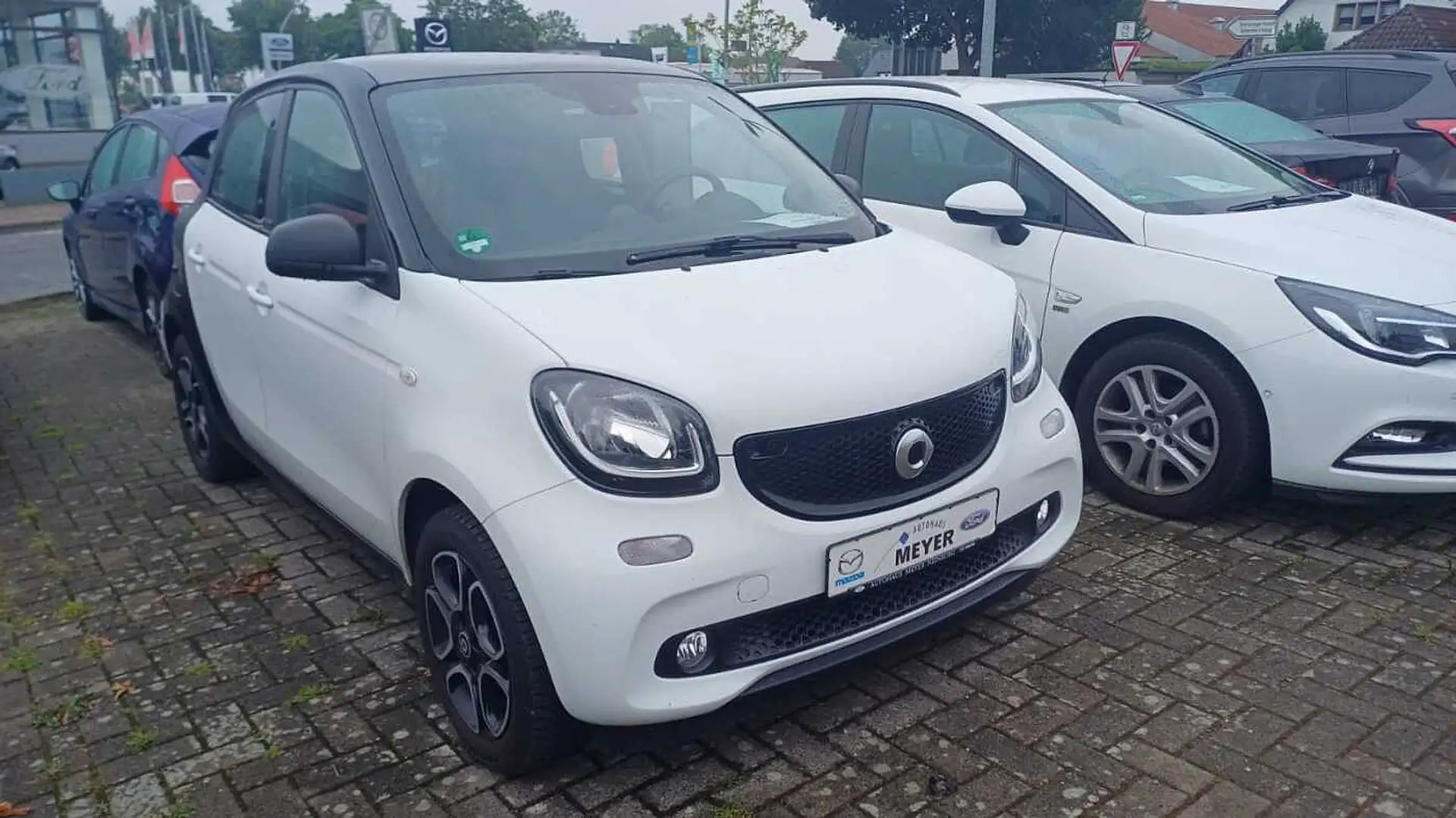 smart forFour 0.9 Turbo passion Weiß - 1