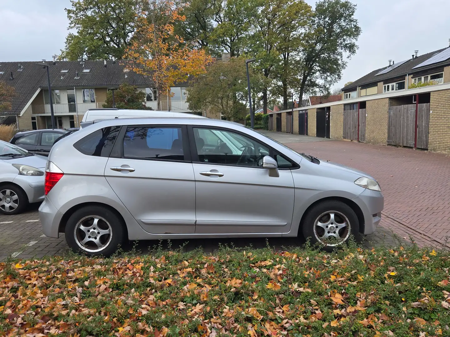 Honda FR-V FR-V 1.7i Comfort Plateado - 1