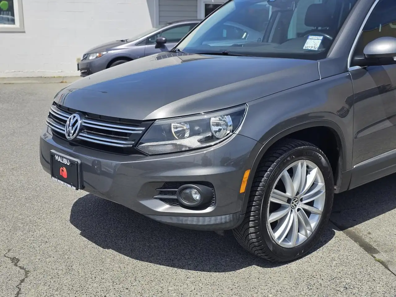 Volkswagen Tiguan снимка Volkswagen Tiguan