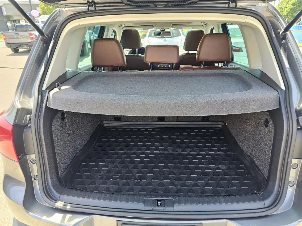 Volkswagen Tiguan снимка Volkswagen Tiguan