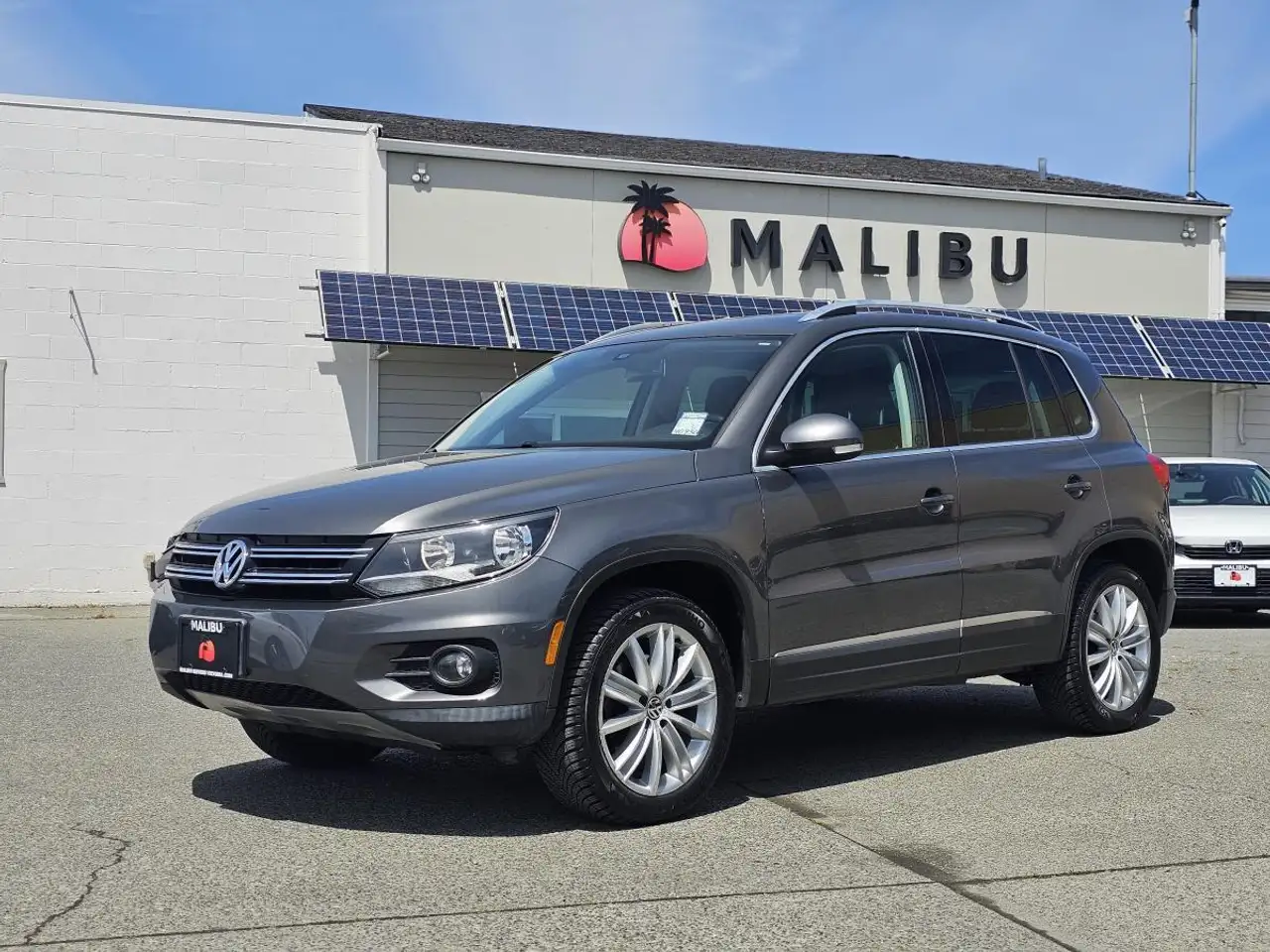 Volkswagen Tiguan снимка Volkswagen Tiguan