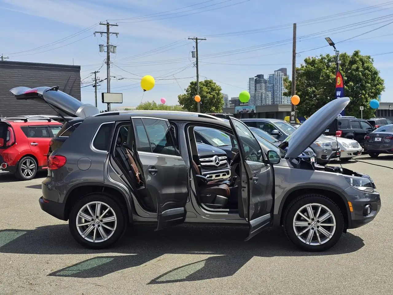 Volkswagen Tiguan снимка Volkswagen Tiguan