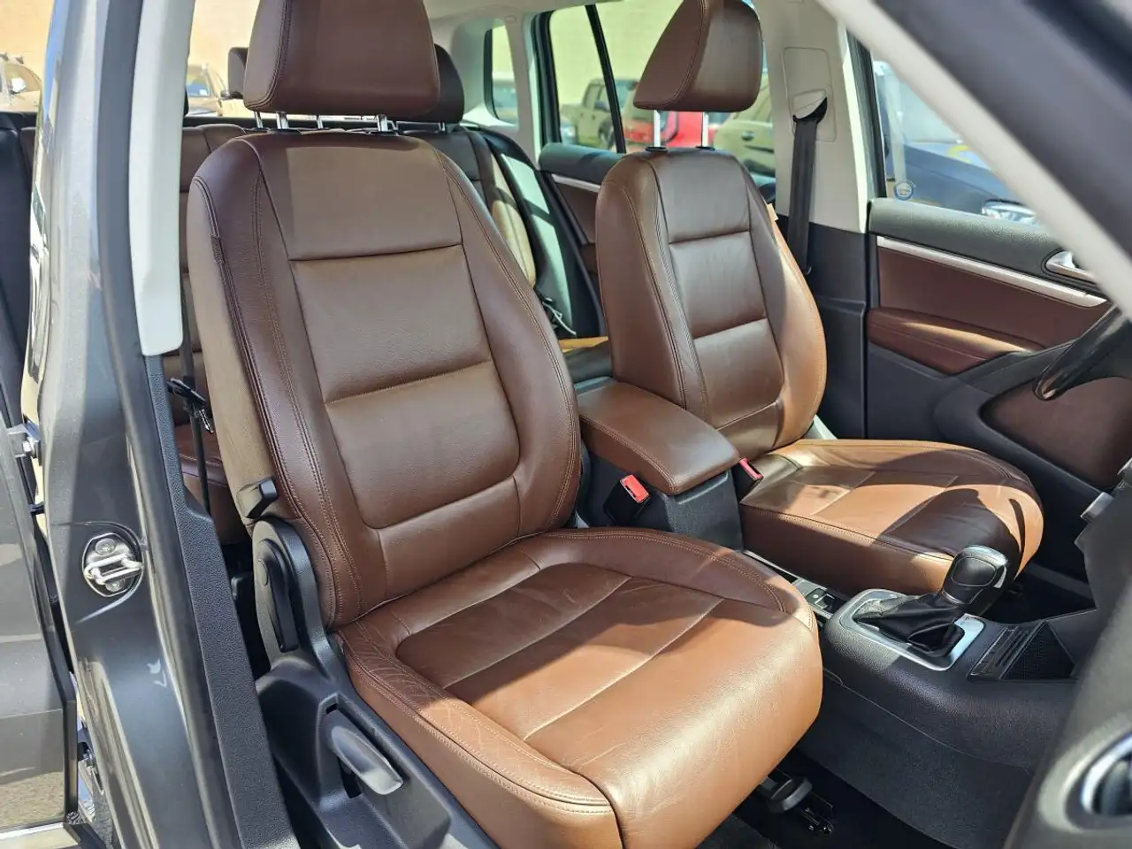 Volkswagen Tiguan снимка Volkswagen Tiguan