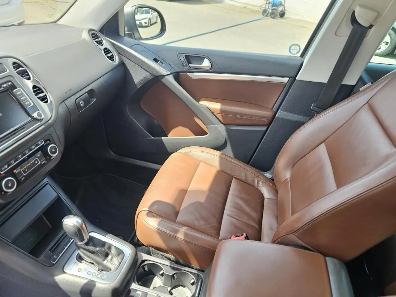 Volkswagen Tiguan снимка Volkswagen Tiguan