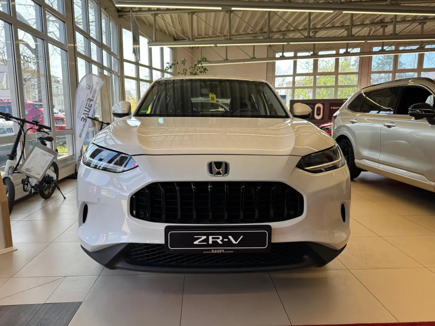 Honda ZR-V 2.0 e:HEV Elegance | SONDERAKTION Weiß - 2
