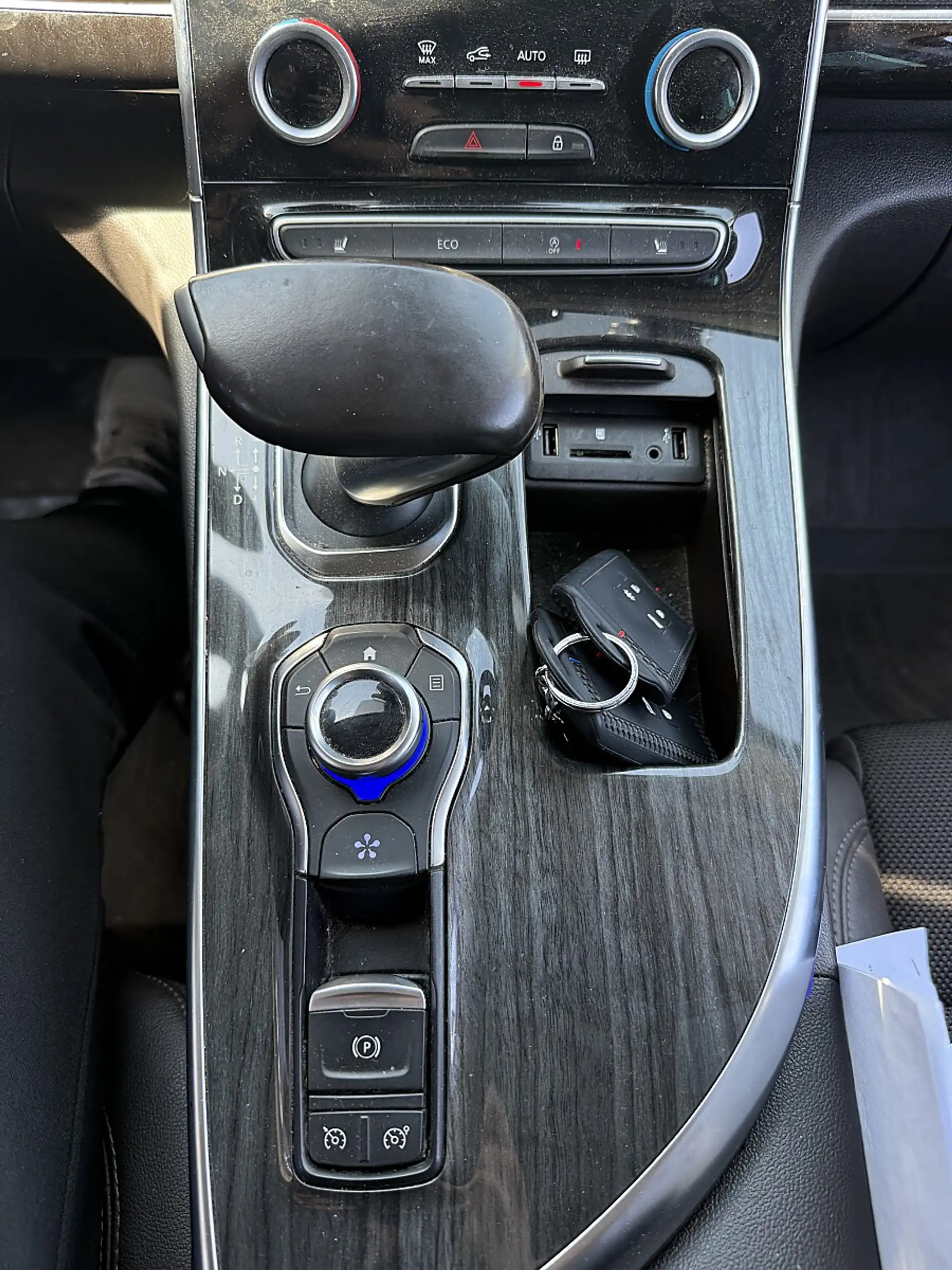 Renault Espace Initiale Paris Energy dCi 160 EDC — photo 11