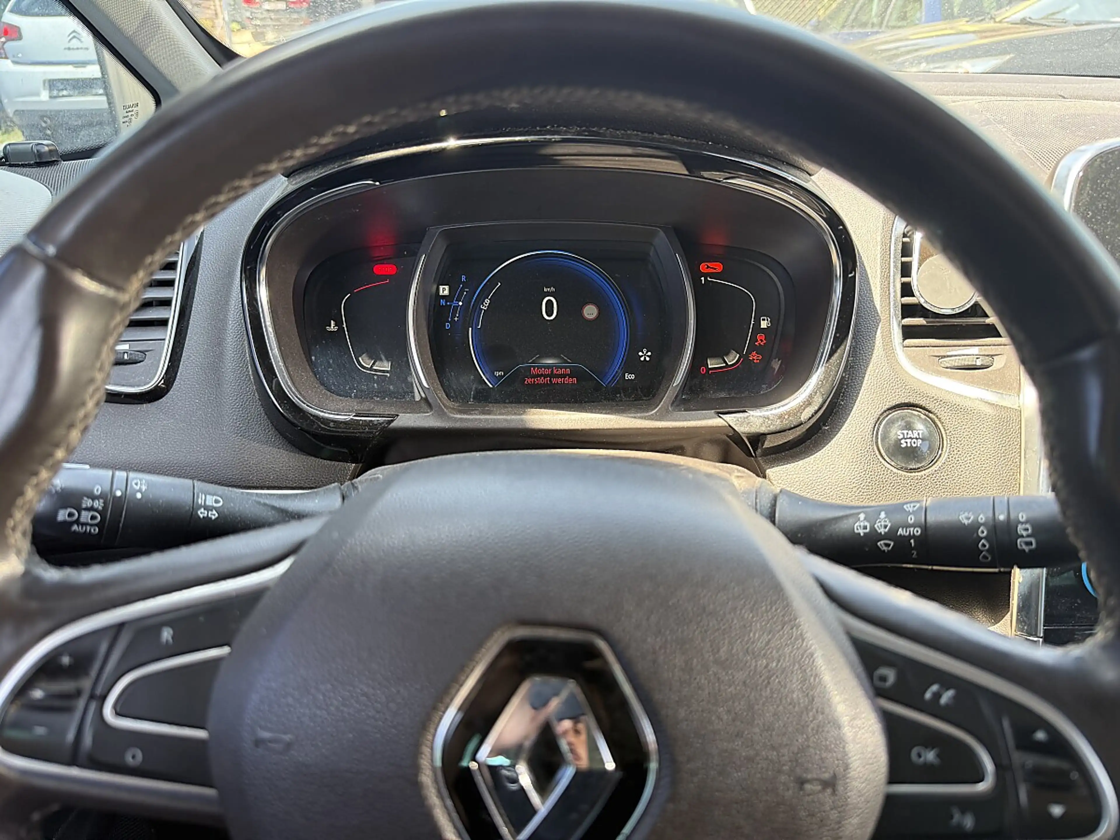 Renault Espace Initiale Paris Energy dCi 160 EDC — photo 7
