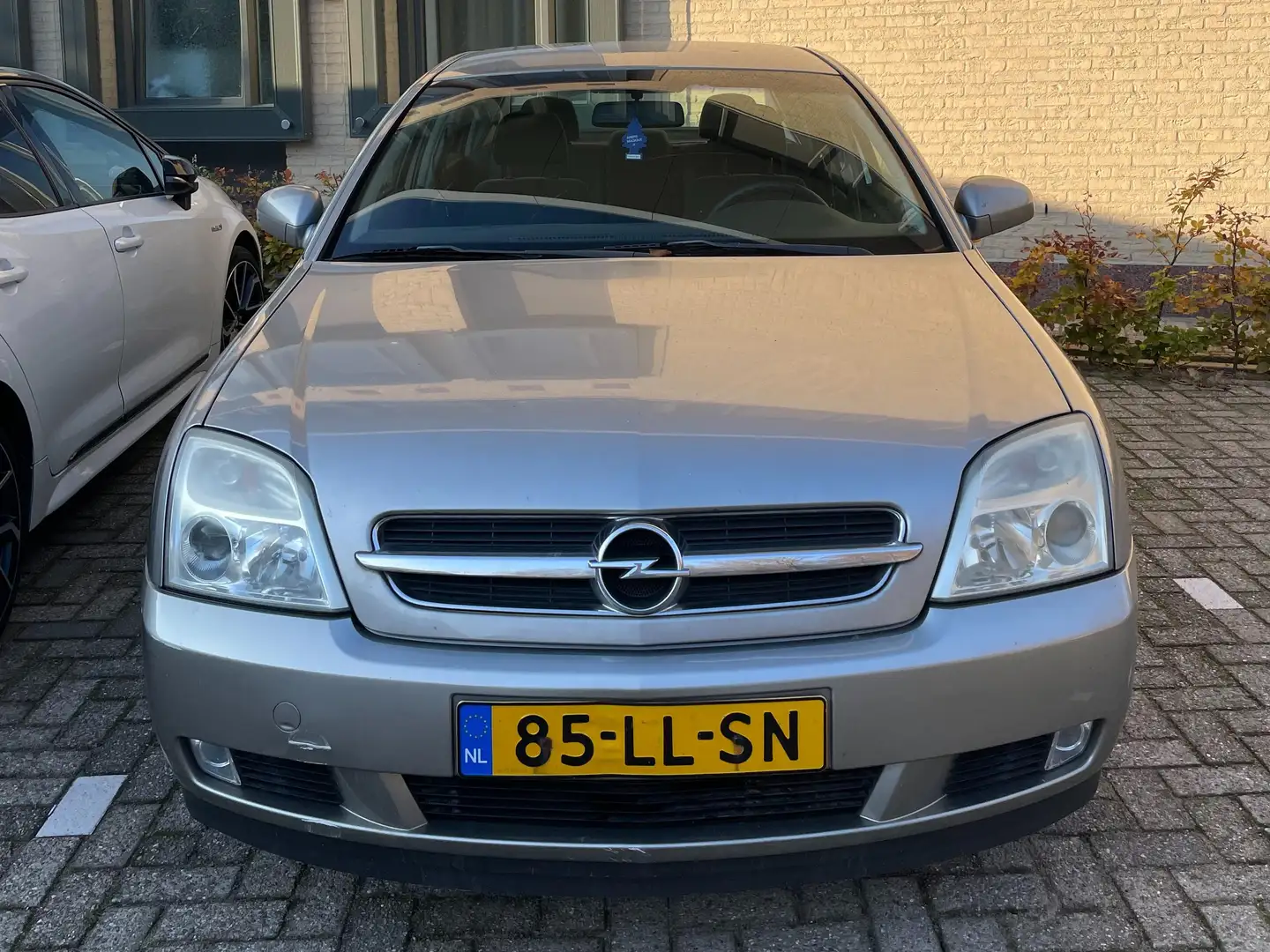 Opel Vectra Vectra 1.8-16V Comfort Argent - 1