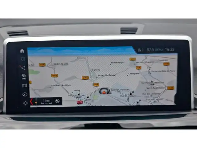 BMW X1 view 10
