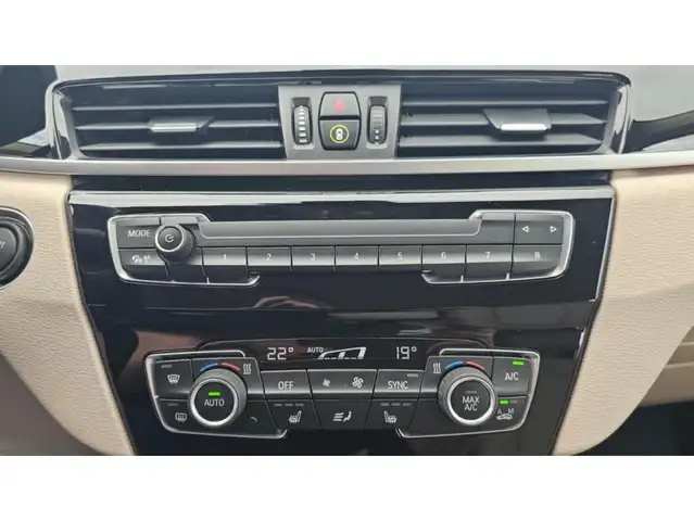 BMW X1 view 9