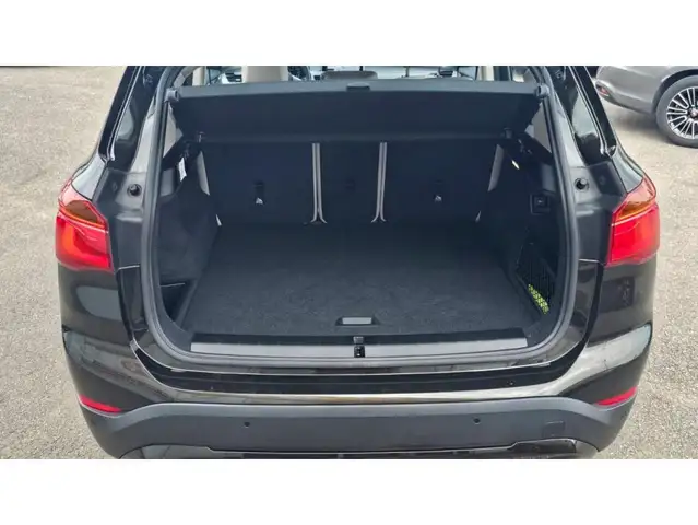 BMW X1 view 19