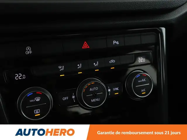 Volkswagen T-Roc view 27