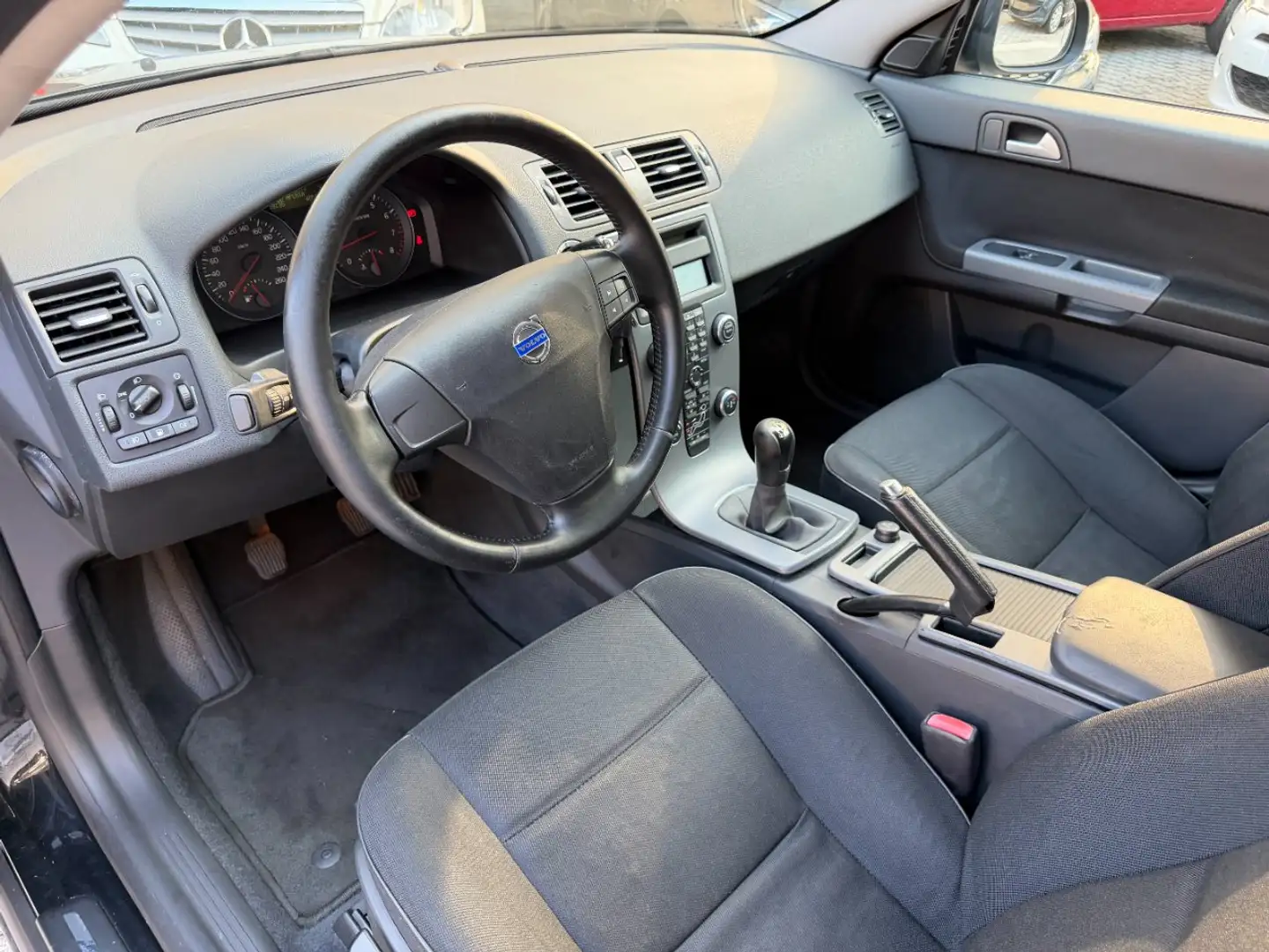 Volvo V50 1.6 Polar CONDIZIONI OTTIMALI Schwarz - 2