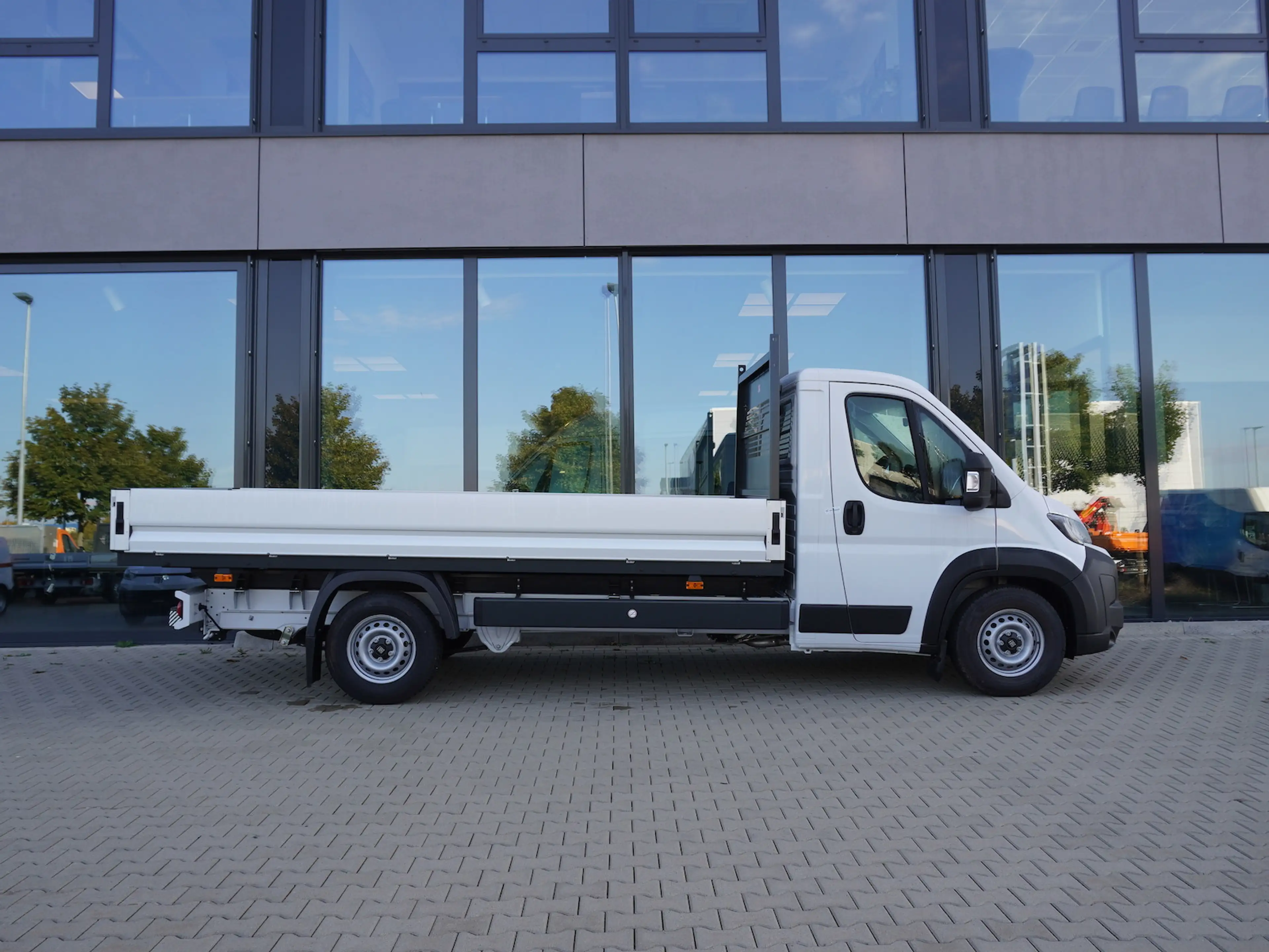 Fiat Ducato Maxi 180 Automatik / 10-Zoll Navi + AHK — photo 3