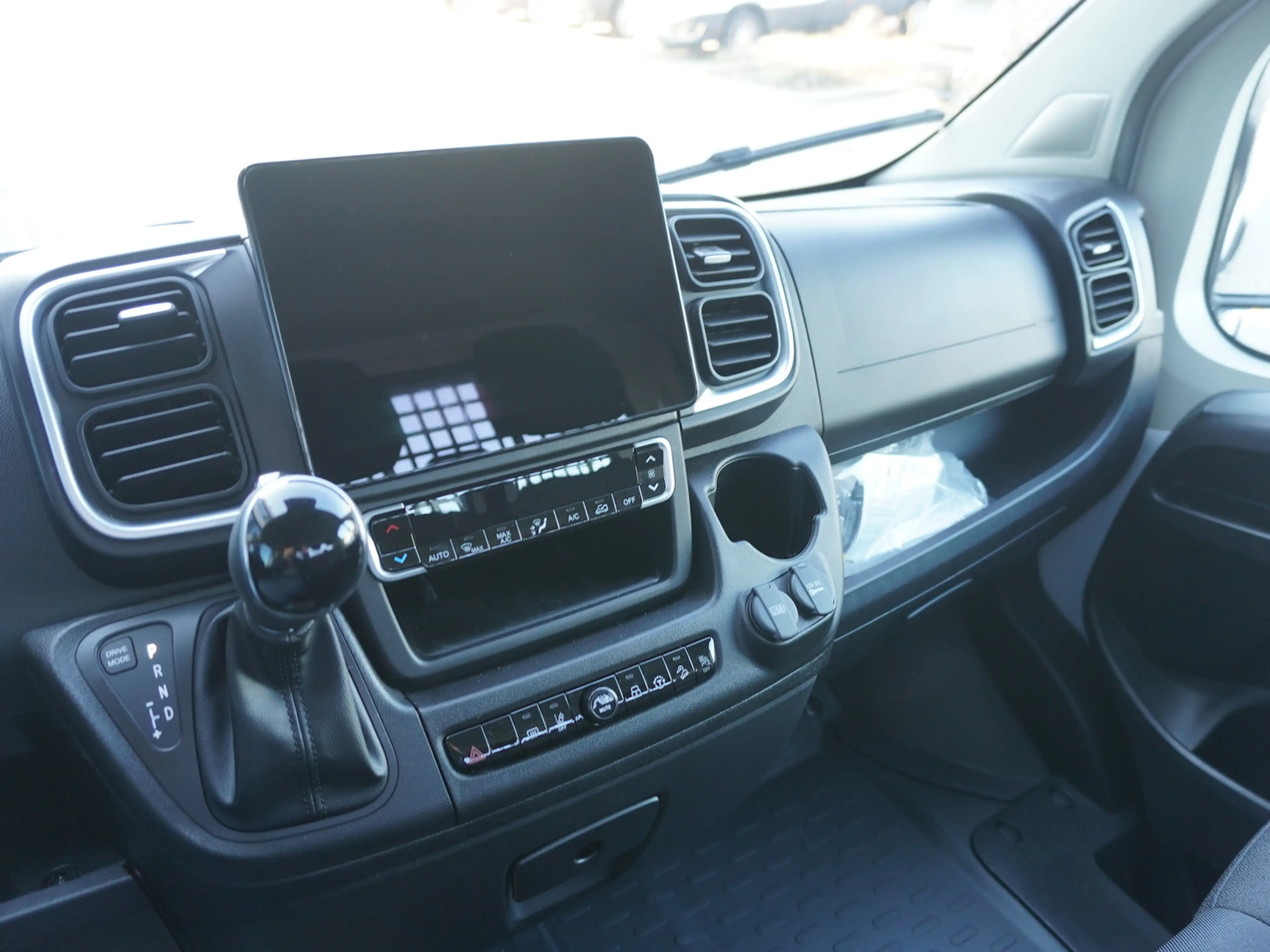 Fiat Ducato Maxi 180 Automatik / 10-Zoll Navi + AHK — photo 13