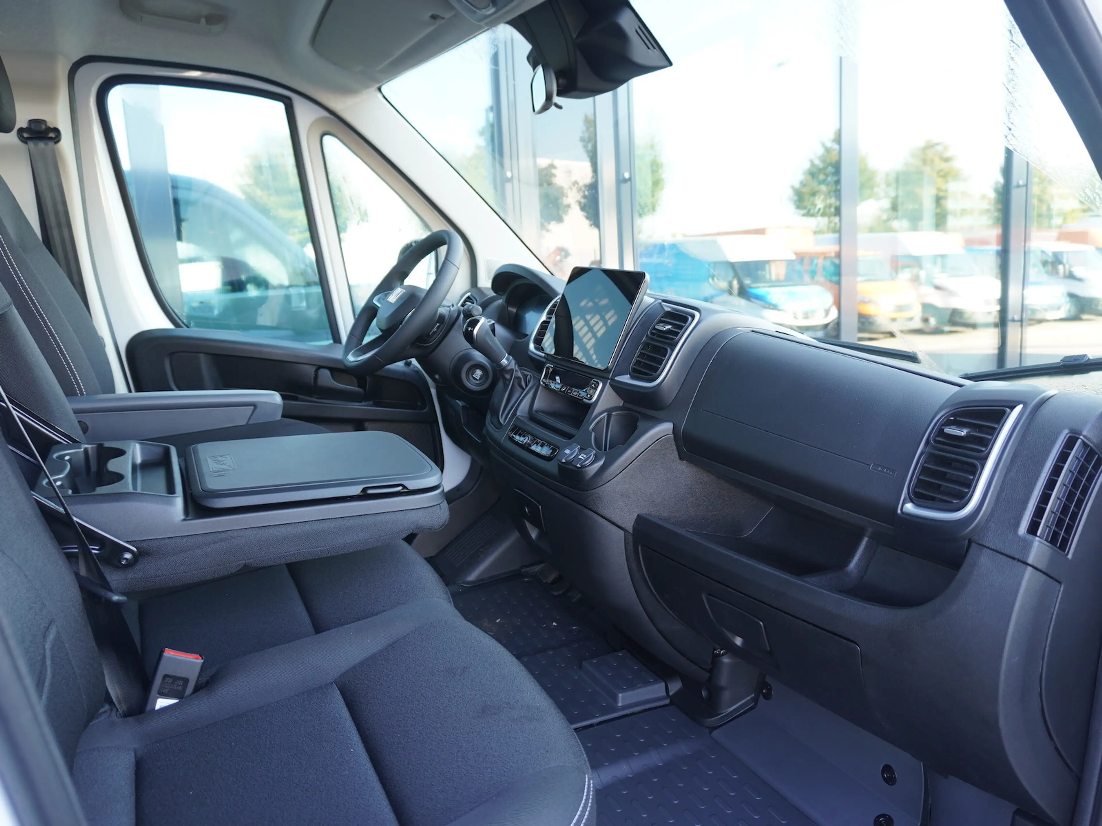 Fiat Ducato Maxi 180 Automatik / 10-Zoll Navi + AHK — photo 9