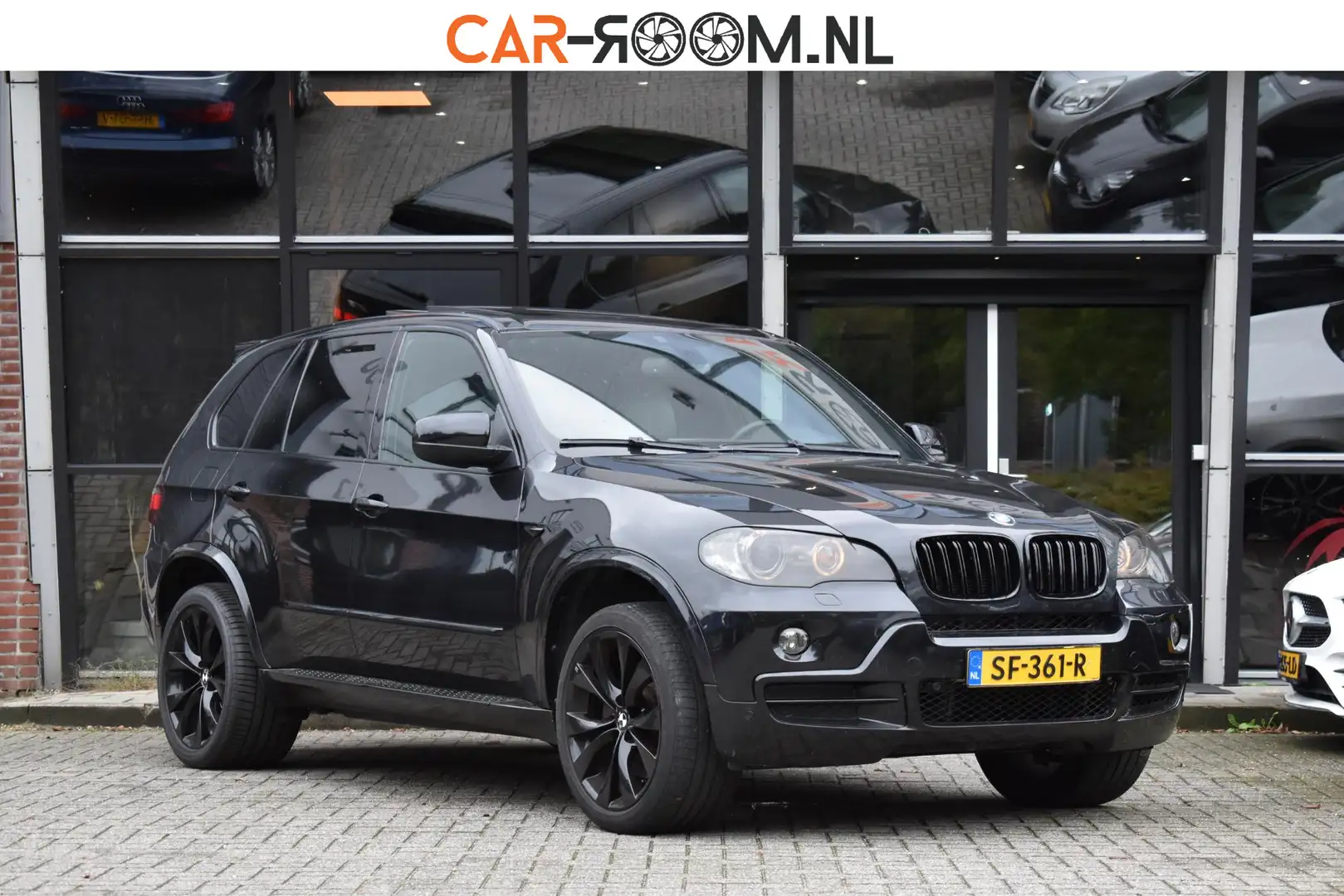 BMW X5 xDrive48i High Executive HUD Pano Carplay Camera C Zwart - 1