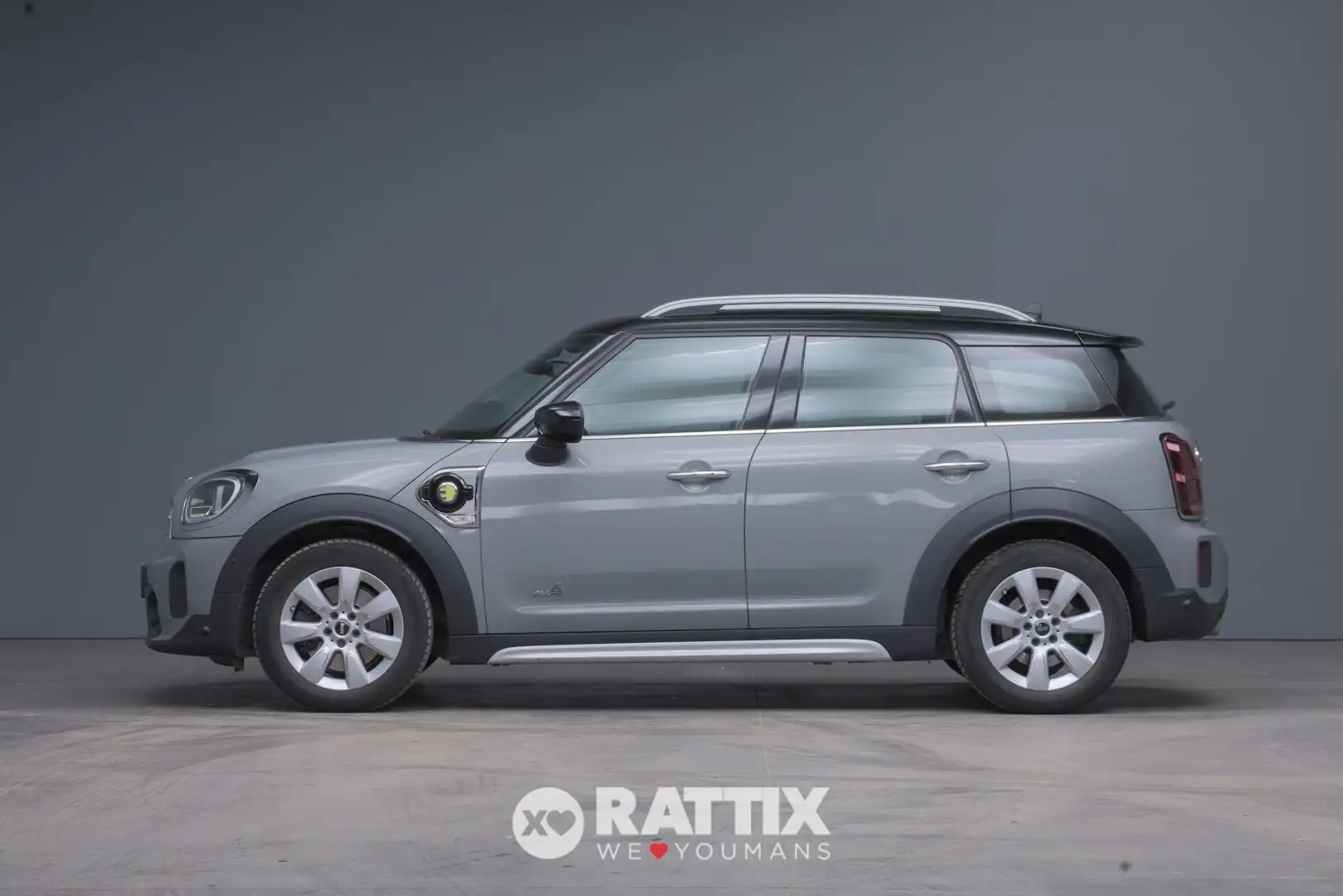 MINI Cooper SE Countryman 1.5 Hybrid Business ALL4 Auto siva - 2