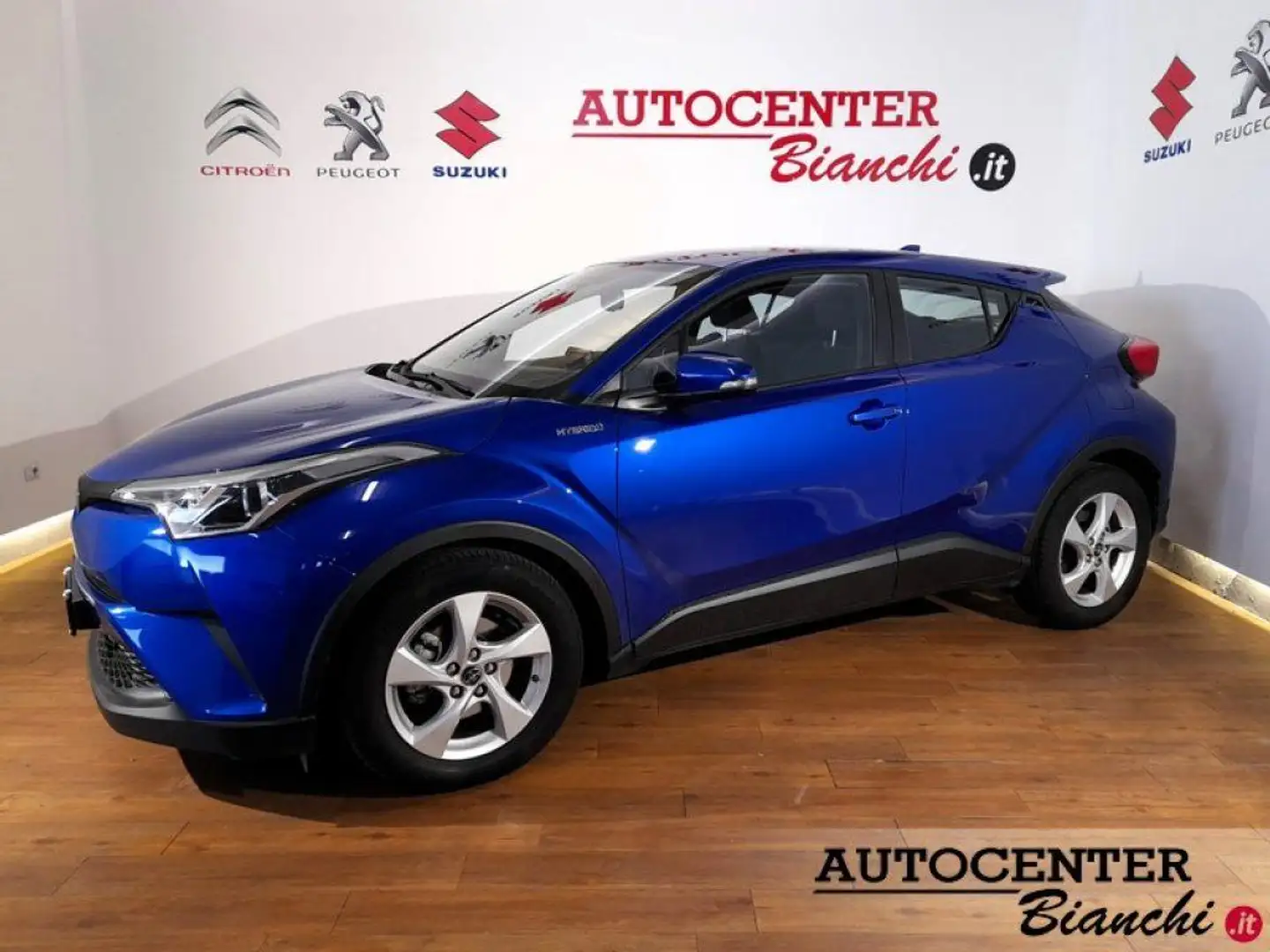 Toyota C-HR 1.8 Hybrid E-CVT Active Albastru - 1